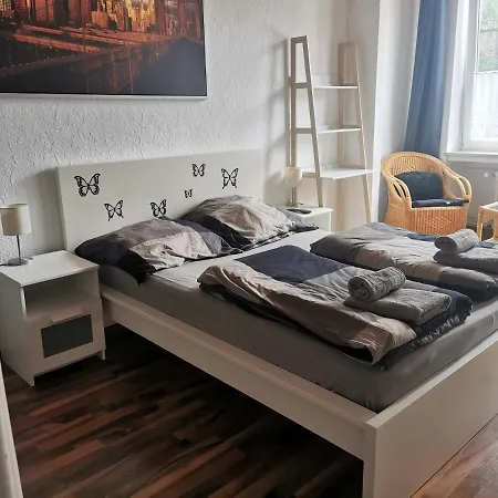 Eva's - Self Check-in & Only Private Hostel *