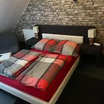 Eva\'S Hostel - Self Check-In & Only Private Rooms