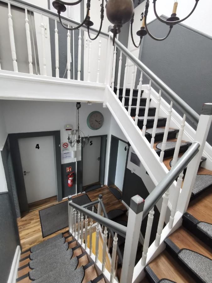 Eva's - Self Check-in & Only Private